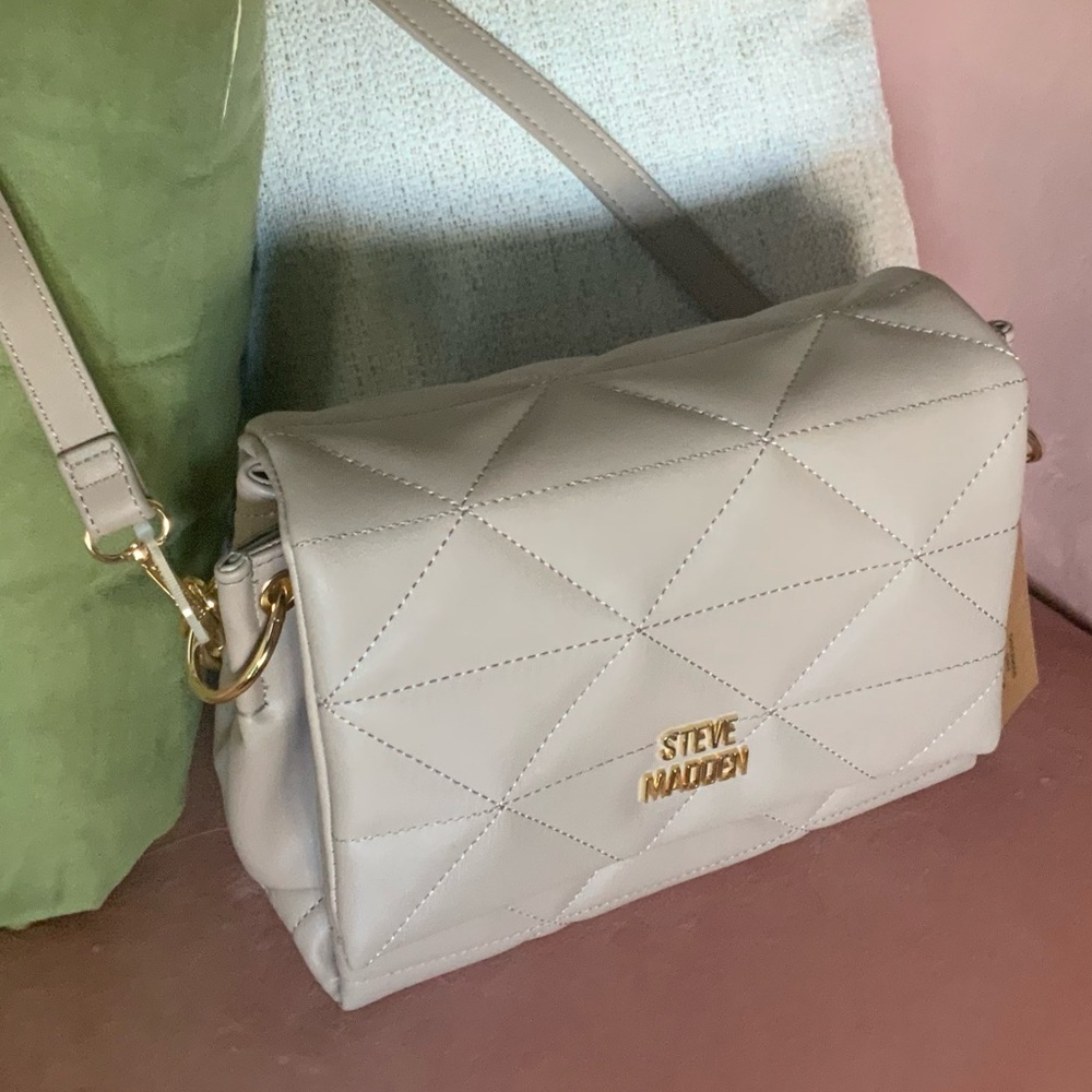 Steve Madden GRY quilted  Crossbody Bag - Picture 8 of 11
